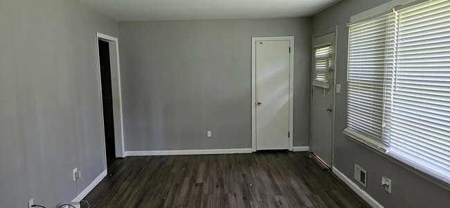 Building Photo - Room in House on Batiste Garden Cir