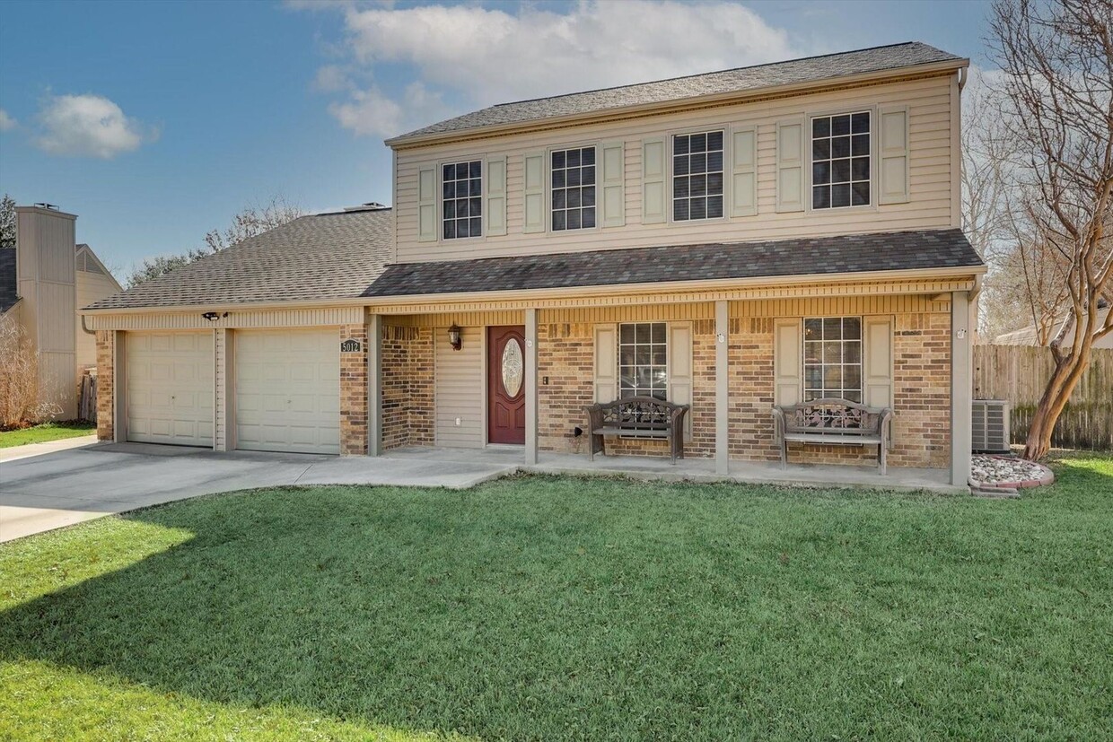 Foto principal - THIS FLOWER MOUND 2 STORY WILL WOW YOU!!