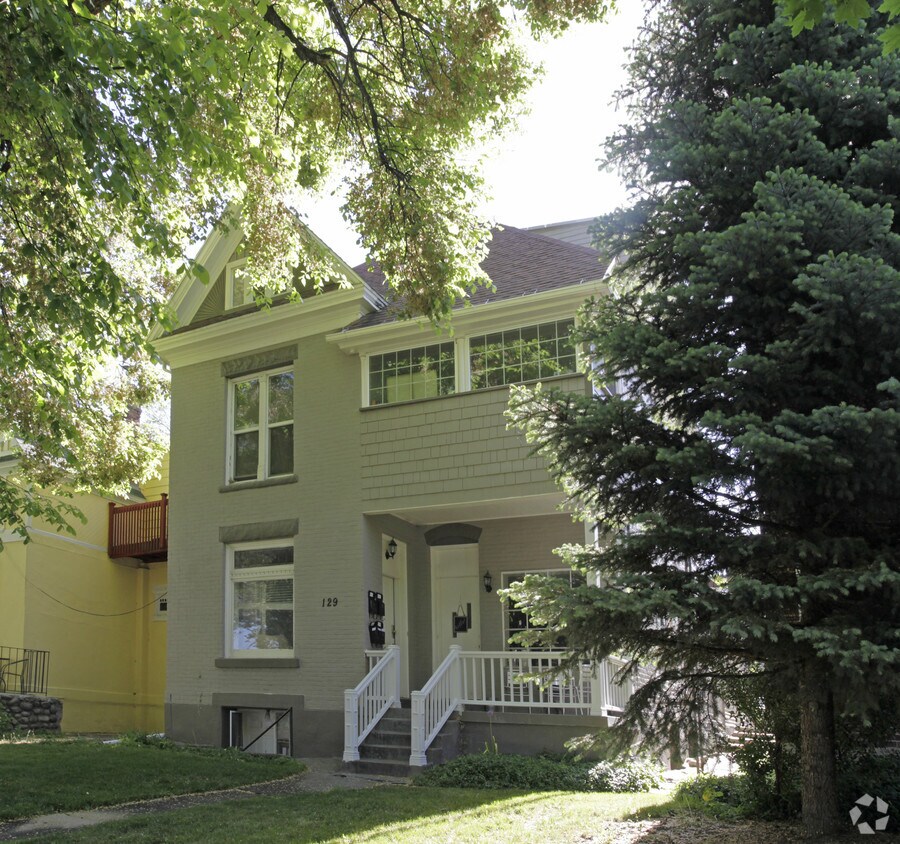 Foto principal - 129 S Mcclelland St