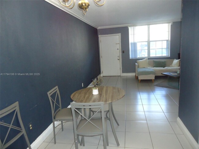 Foto del edificio - 1790 79th Street Causeway