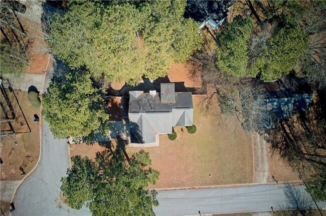 Foto del edificio - 1528 Carriage Ln