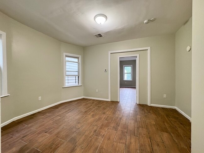 Building Photo - 92 N 15th St