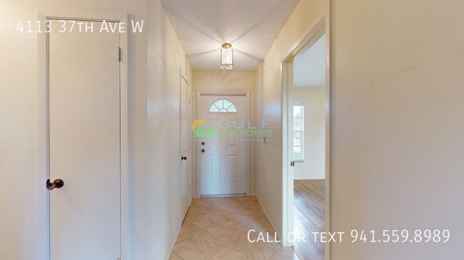 Foto del edificio - 4113 37th Ave W