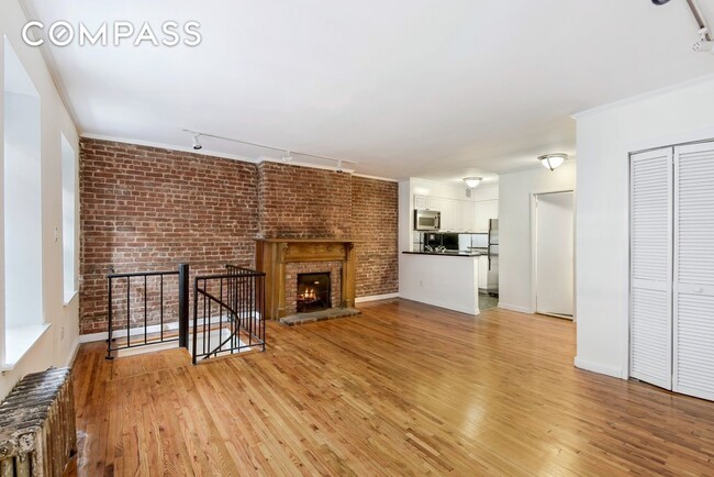 145 W 78th St, New York, NY 10024 - Townhome Rentals In New York NY ...