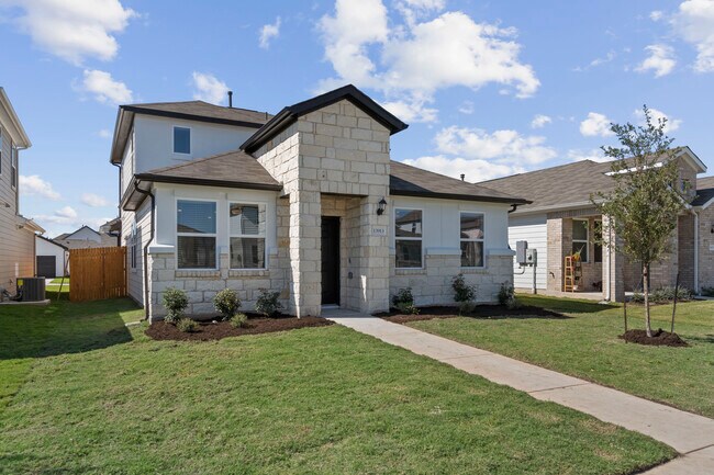 Building Photo - 13913 Gilwell Dr