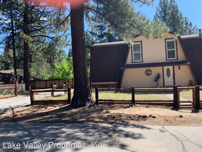 Building Photo - 3 br, 2 bath House - 3046 Bellevue