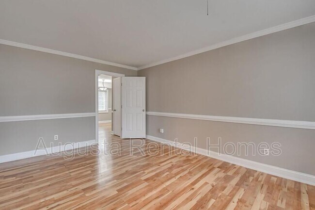 Foto del edificio - 238 Cavalier Dr