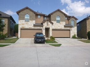 Building Photo - 1001 Zodiac Ln