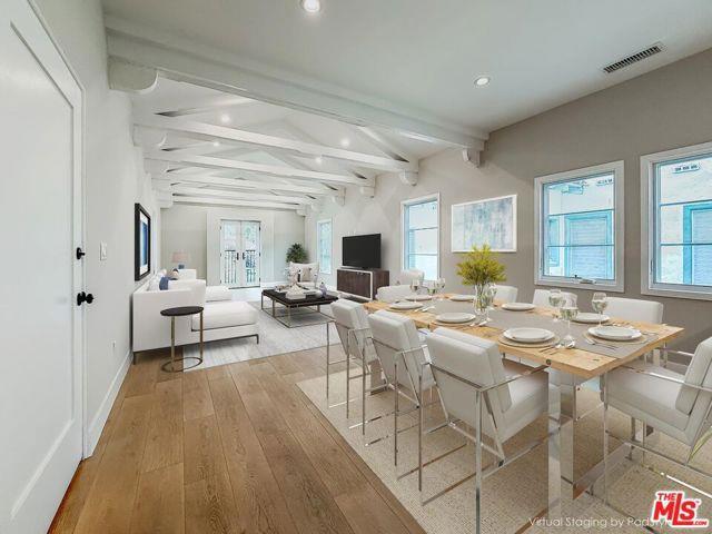 Foto del edificio - 150 N Arnaz Dr