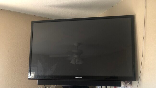 Foto del edificio - 464 W 9th St