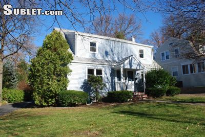 Primary Photo - 125 Lenox Ave