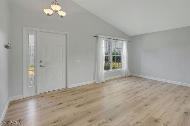 Foto del edificio - 12843 Fox Hollow Cir