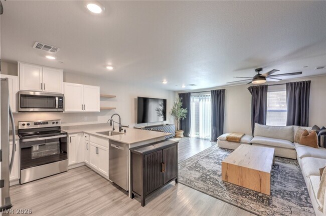 Foto del edificio - 4463 Honey Hls Ave