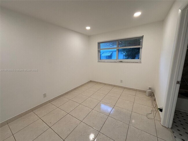 Foto del edificio - 2308 Jackson St