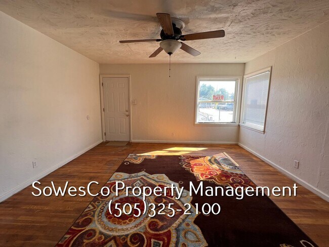 Building Photo - Two Bedroom One Bath Home with fenced yard