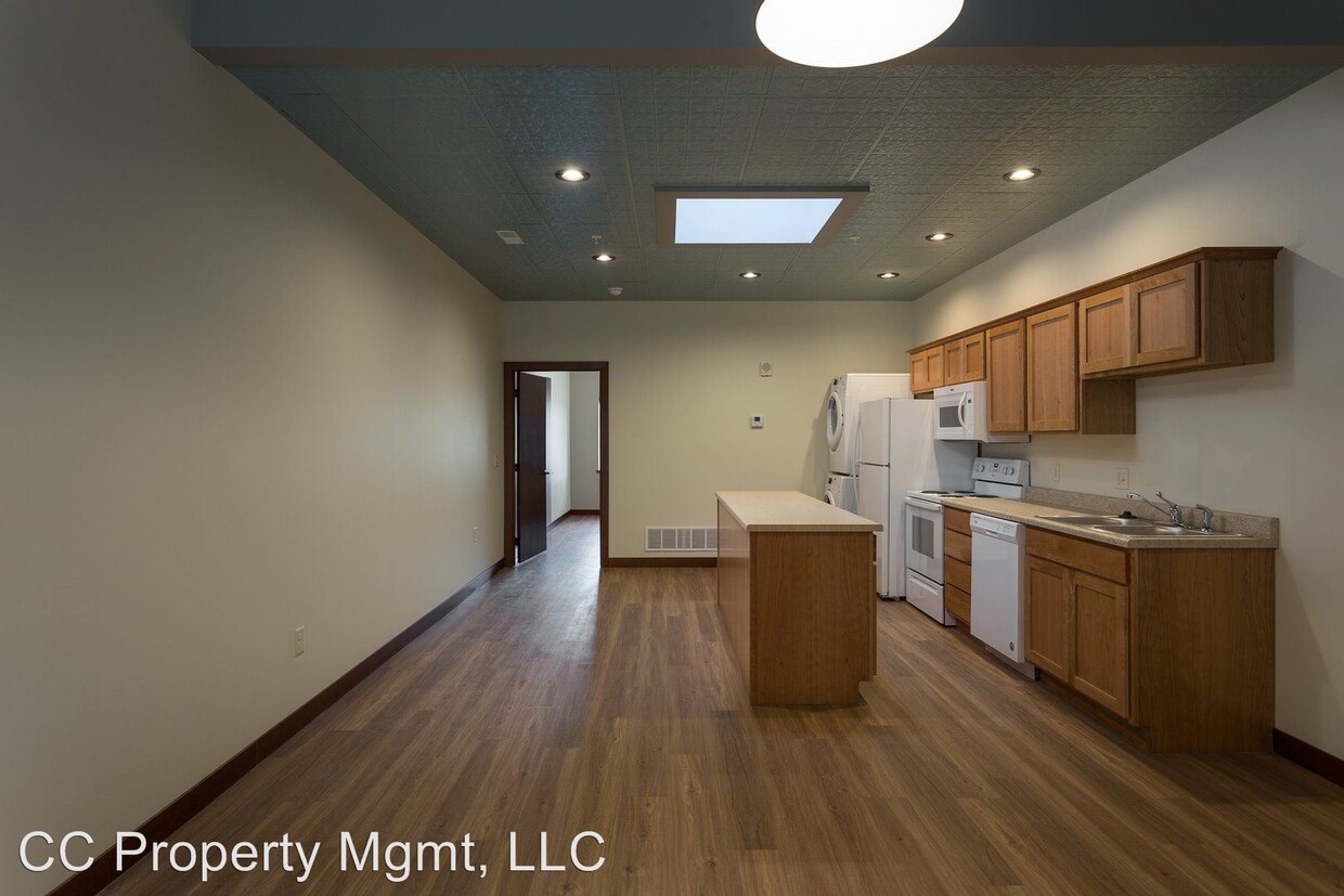 Foto principal - 118 Main St