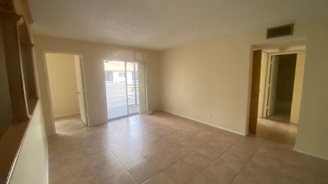 Building Photo - 311 Gardens Dr