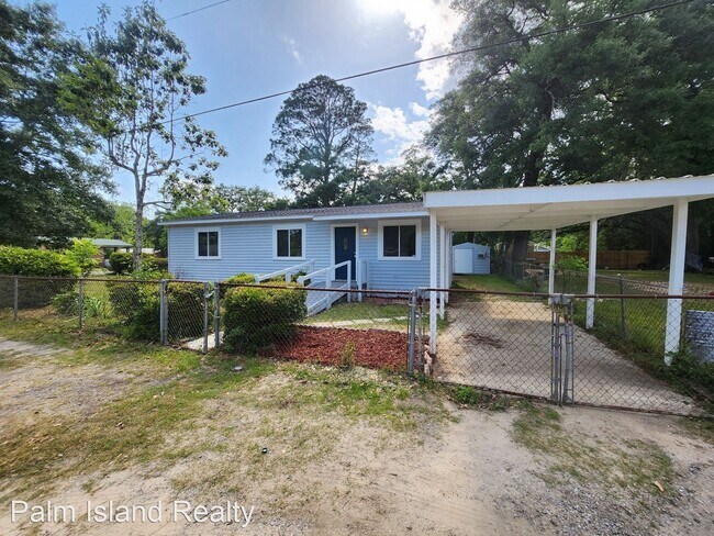 Building Photo - 4 br, 1.5 bath House - 8011 Regiment Drive