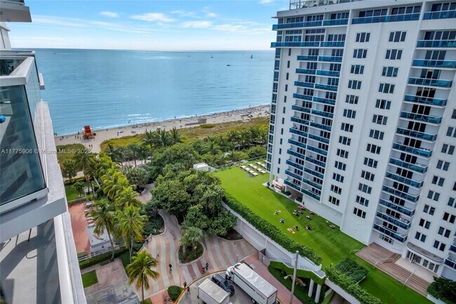 Foto del edificio - 2401 Collins Ave
