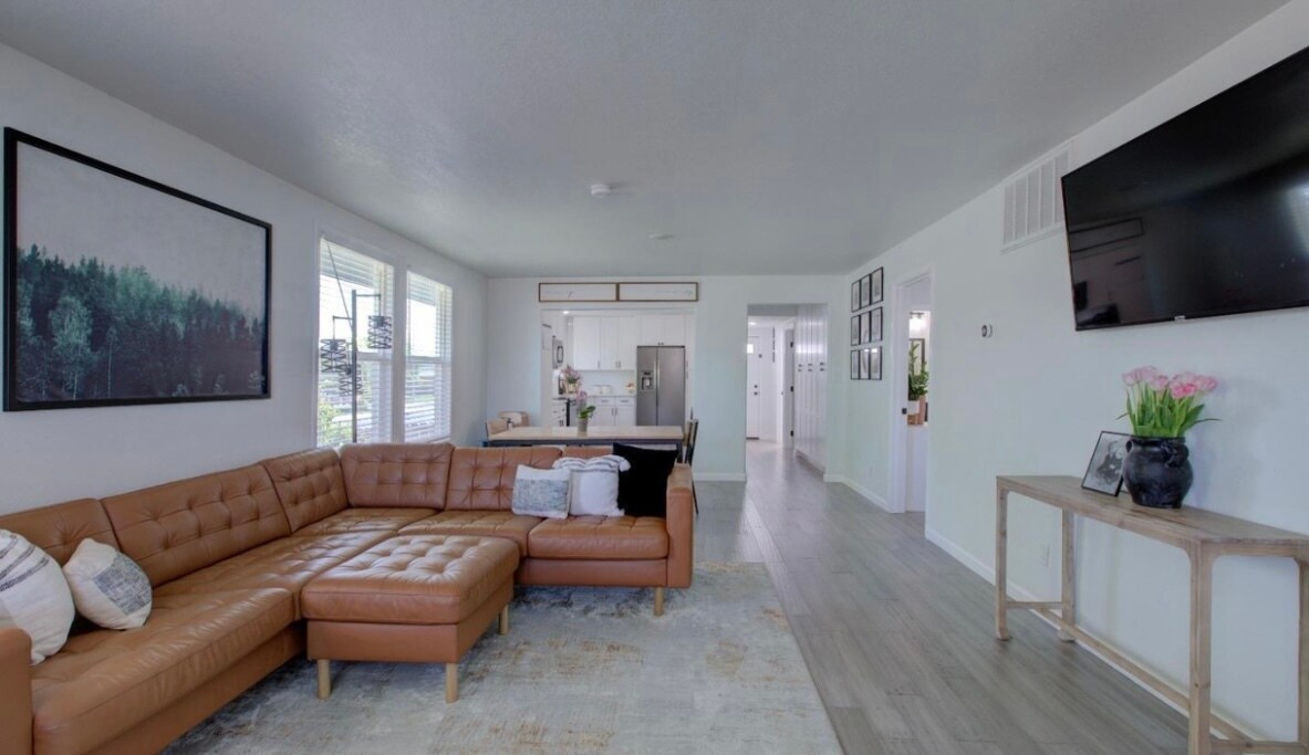 Foto principal - 632 N Stockton Ave