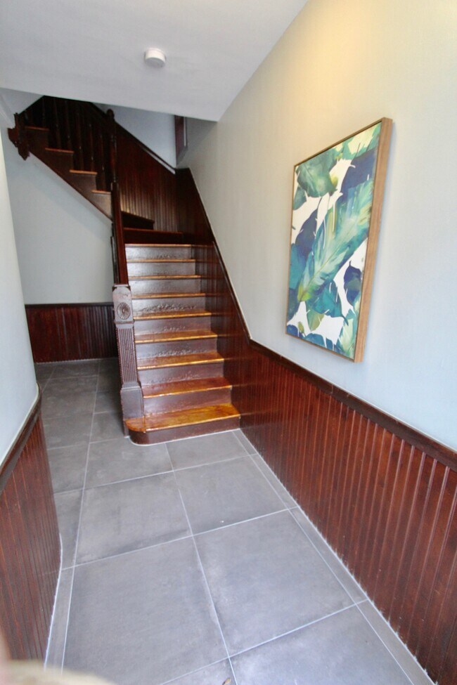 Foto del edificio - 94 E Cottage St
