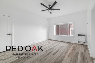 Building Photo - 687 Shatto Pl