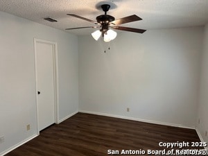 Building Photo - 5524 Lochmoor