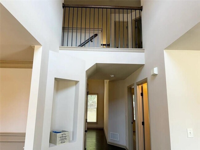 Building Photo - 3238 Sag Harbor Ct NE