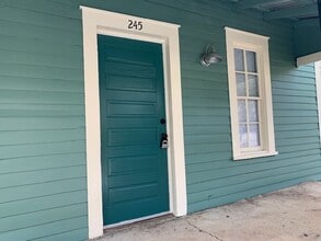 Building Photo - 245 N Pope St