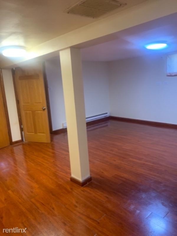 Building Photo - 5458 S Karlov Ave