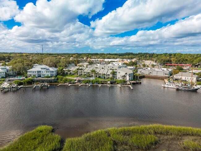 Building Photo - 909 S Ponce De Leon Blvd