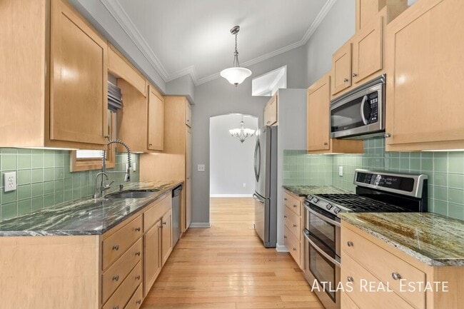 Building Photo - 3772 S Rosemary Way