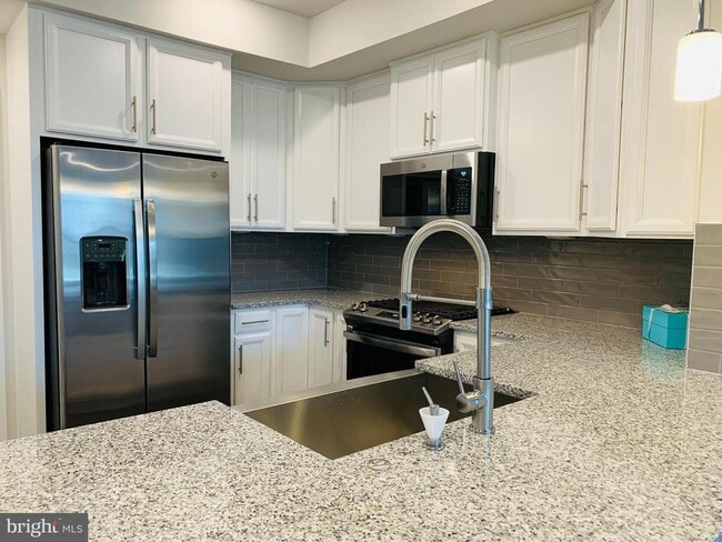 Building Photo - 12884 Sunrise Ridge Aly