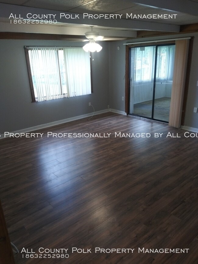 Building Photo - 211 W Valencia St