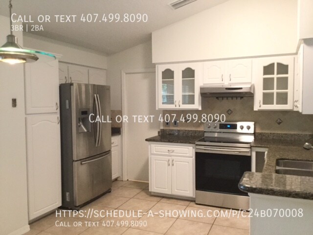 Foto del edificio - 9473 Woodbreeze Blvd