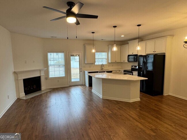 Building Photo - 6494 Whitebeam Trl