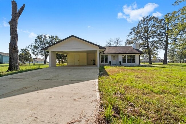 Building Photo - 456 Deep Woods Ln