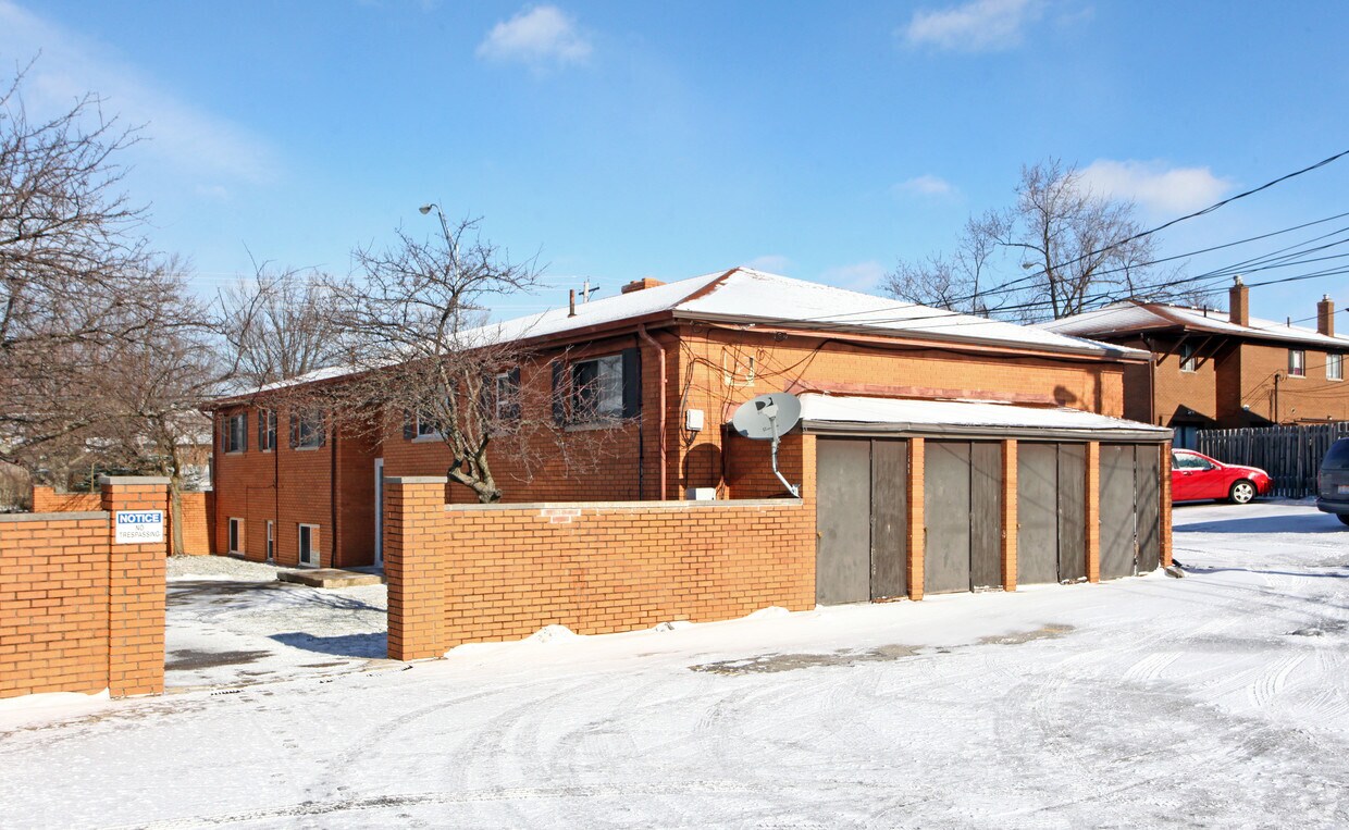 Primary Photo - 6601-6607 Livingston Ave