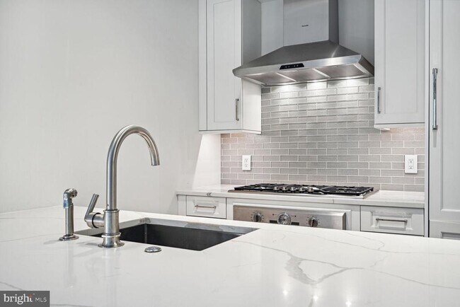 Foto del edificio - 1108 16th St NW