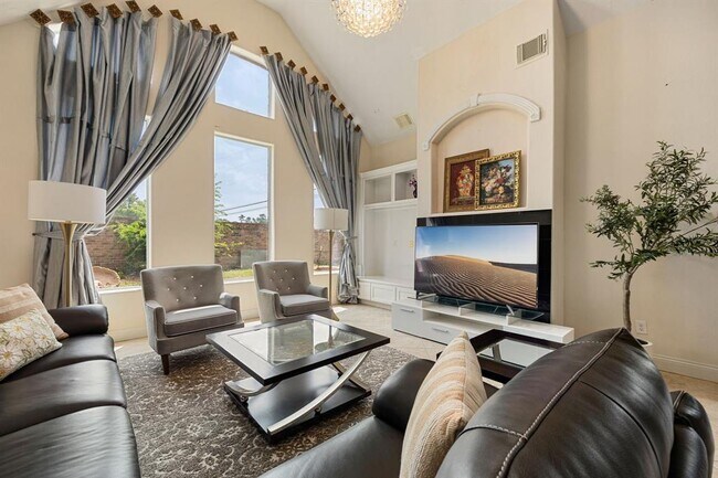 Foto del edificio - 8227 Landau Park Ln