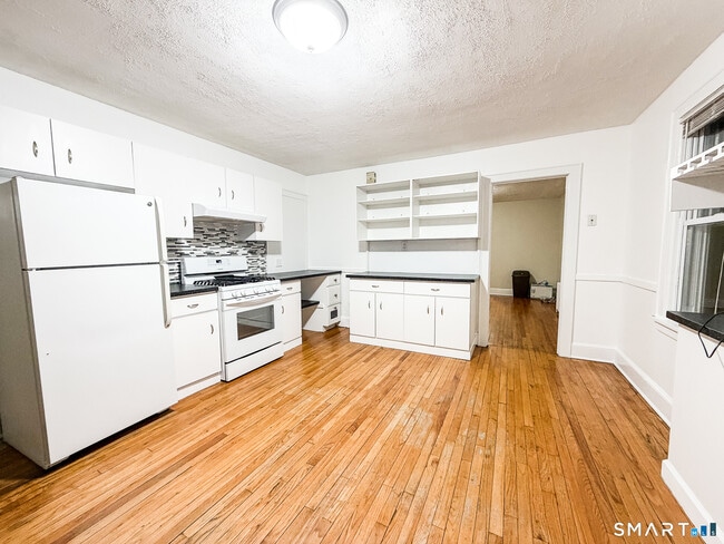 Building Photo - 23 Wiklund Ave