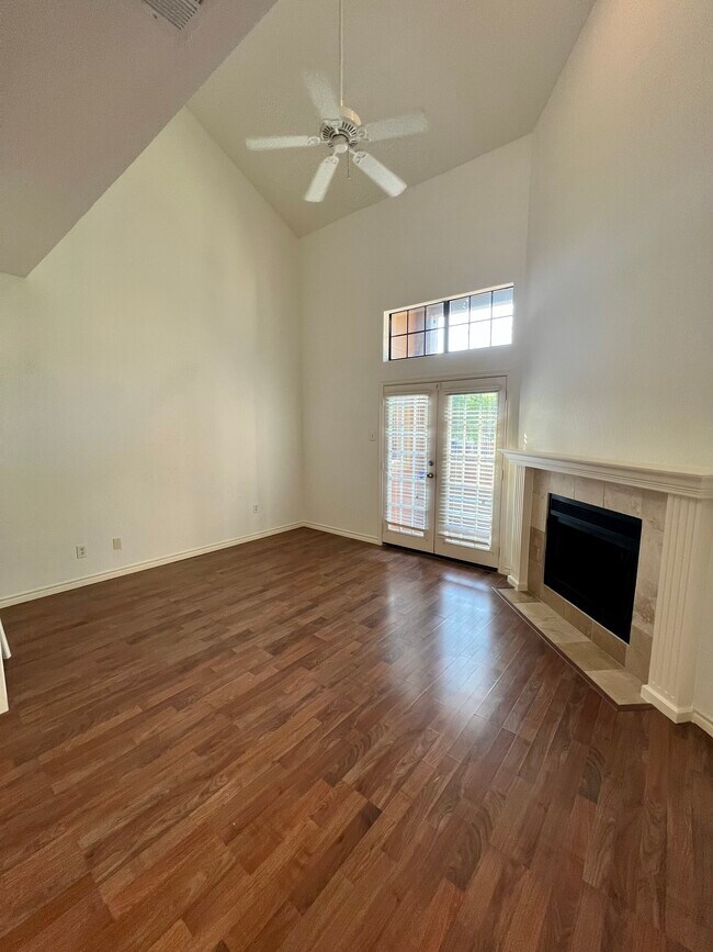 Building Photo - 3407 Binkley Ave