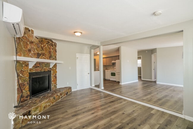 Building Photo - 7216 Gulf Breeze Cir