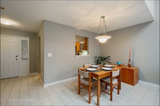 Foto del edificio - 1120 Courtland Dr