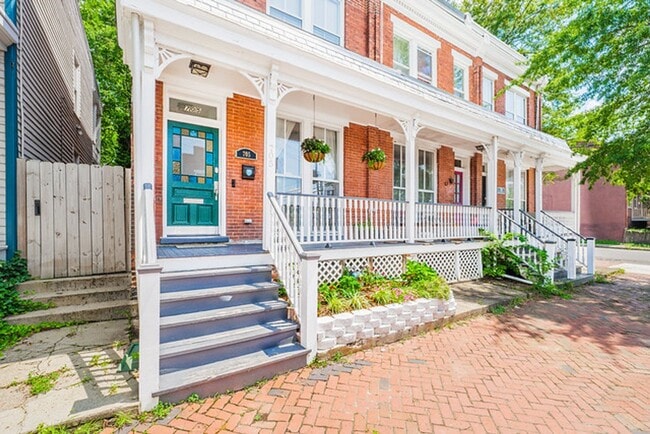 Beautiful historic Church Hill Rowhome for... - Beautiful historic Church Hill Rowhome for...