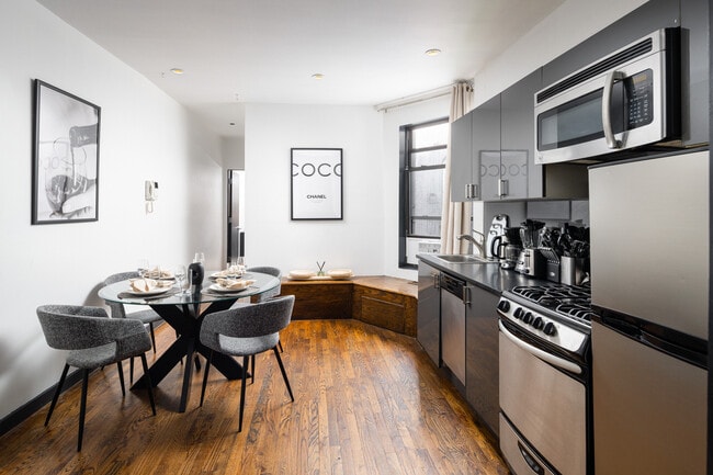 Eat-in Kitchen - 509 E 87th Street