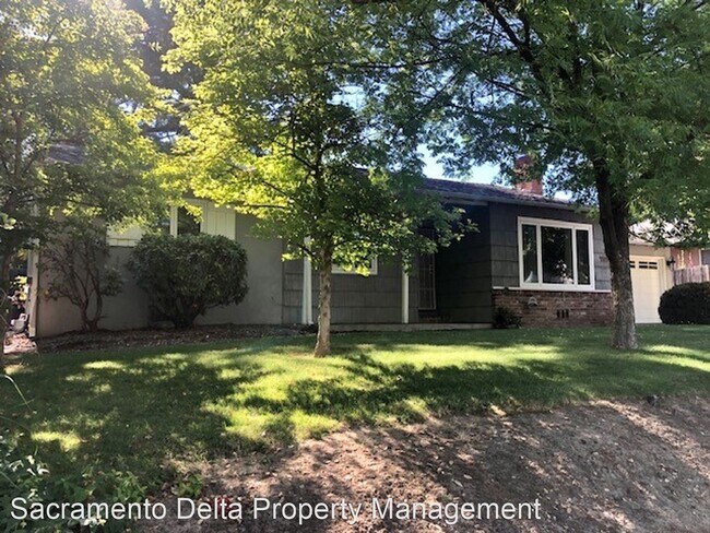 Foto del edificio - 3 br, 1.5 bath House - 4409 Crestridge Road