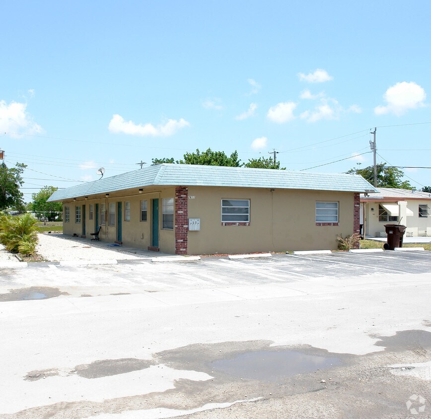 Foto principal - 2611 SW 5th St
