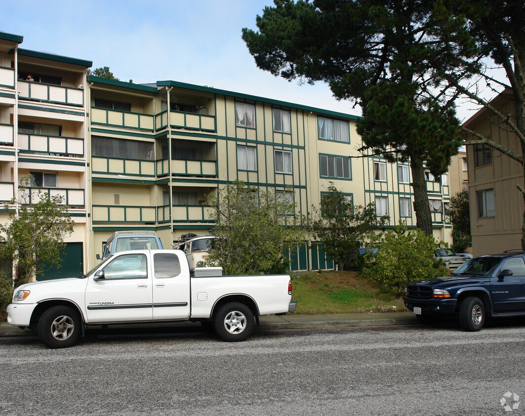Primary Photo - 50 Ward Ct