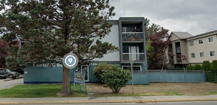 Building Photo - 1755 No 9 Highway215